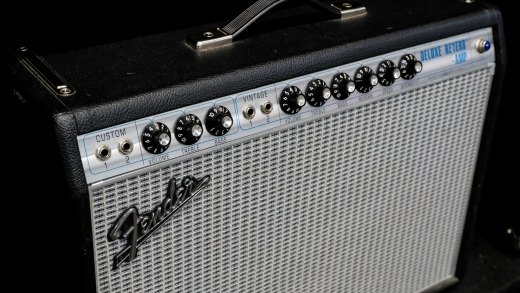 Fender - '68 Custom Deluxe Reverb Guitar Amp 3